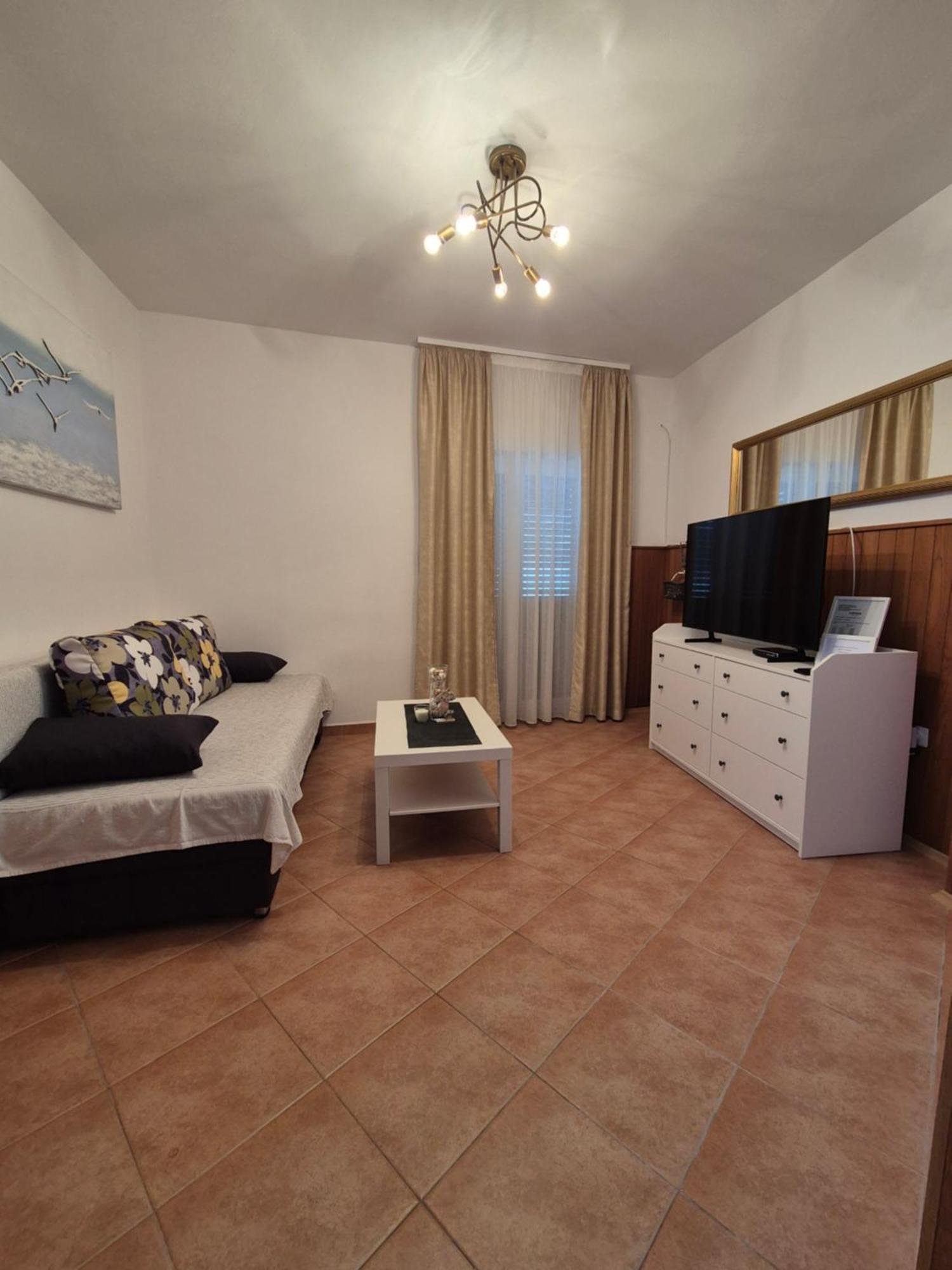 Apartman Smoljic 4+2 Primošten Habitación foto